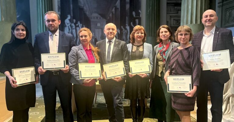 Kirkland Research scholarship holders got their diplomas