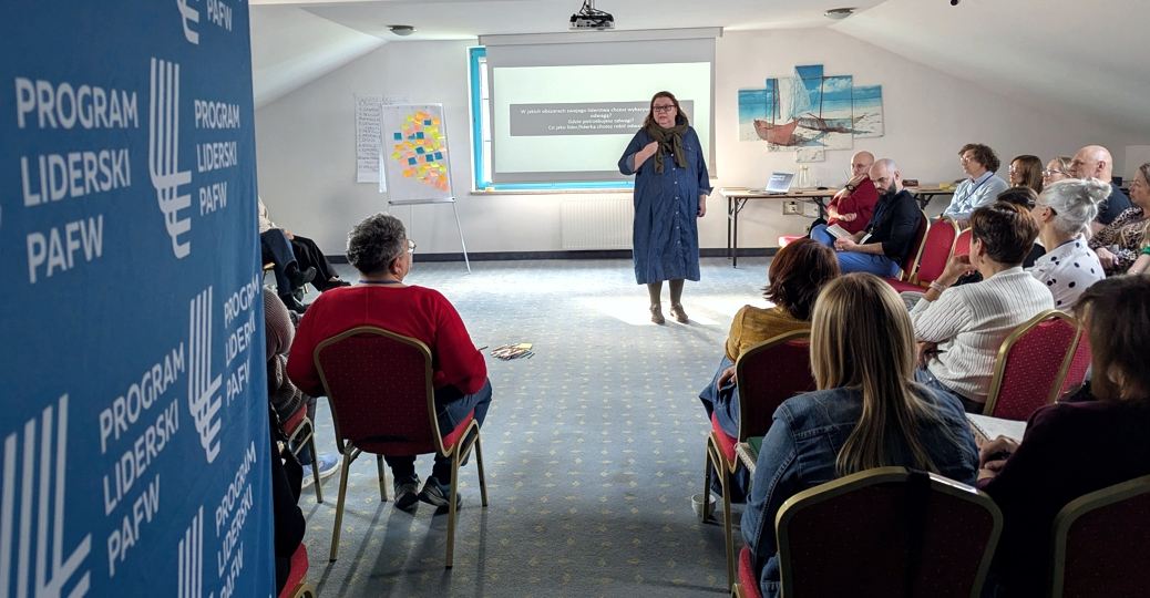 Working with people, or how to strengthen teams