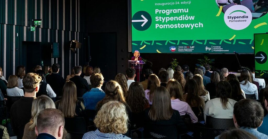 Bridge Scholarships: an investment in the future of young people