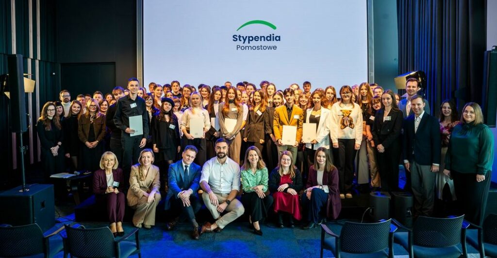 Bridge Scholarships: an investment in the future of young people