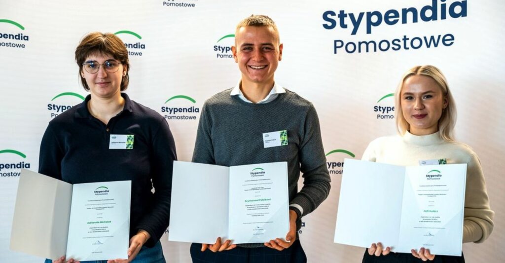 Bridge Scholarships: an investment in the future of young people