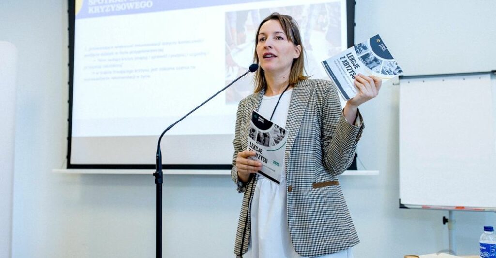 Local partnerships for social resilience