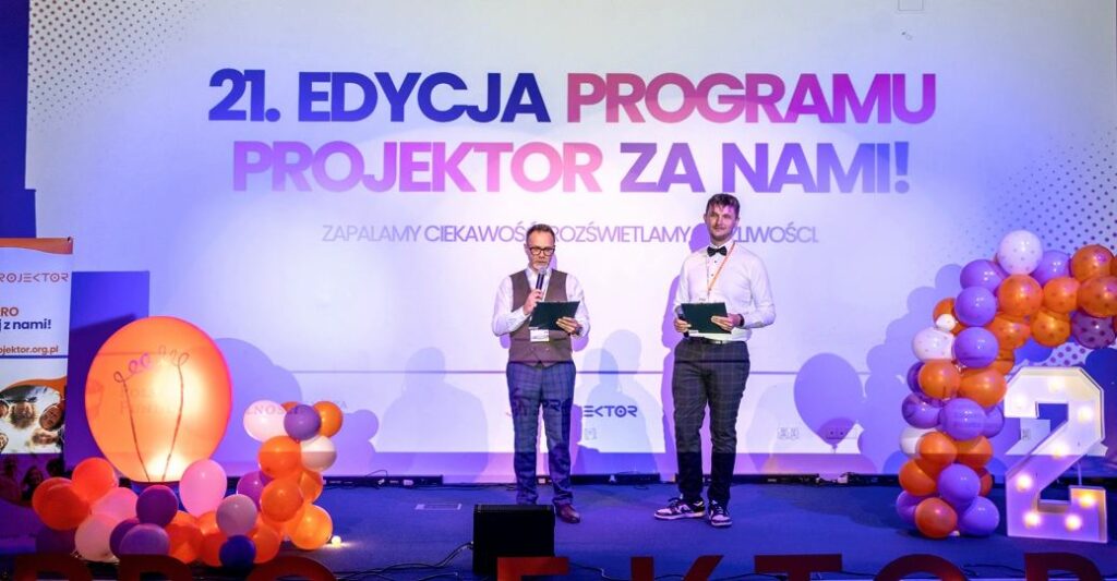 “PROJECTOR” wrapped up the year. Over 11,000 children took part